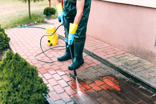 Best Gas Station Cleaning  in Westmont, CA